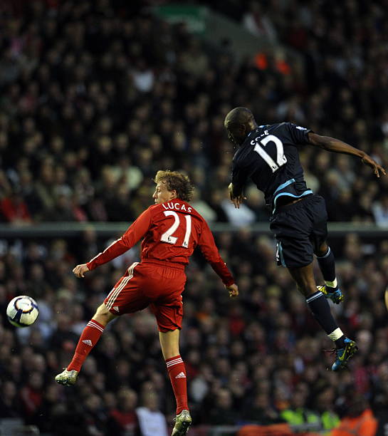 亞洲足球的 亞洲足球的