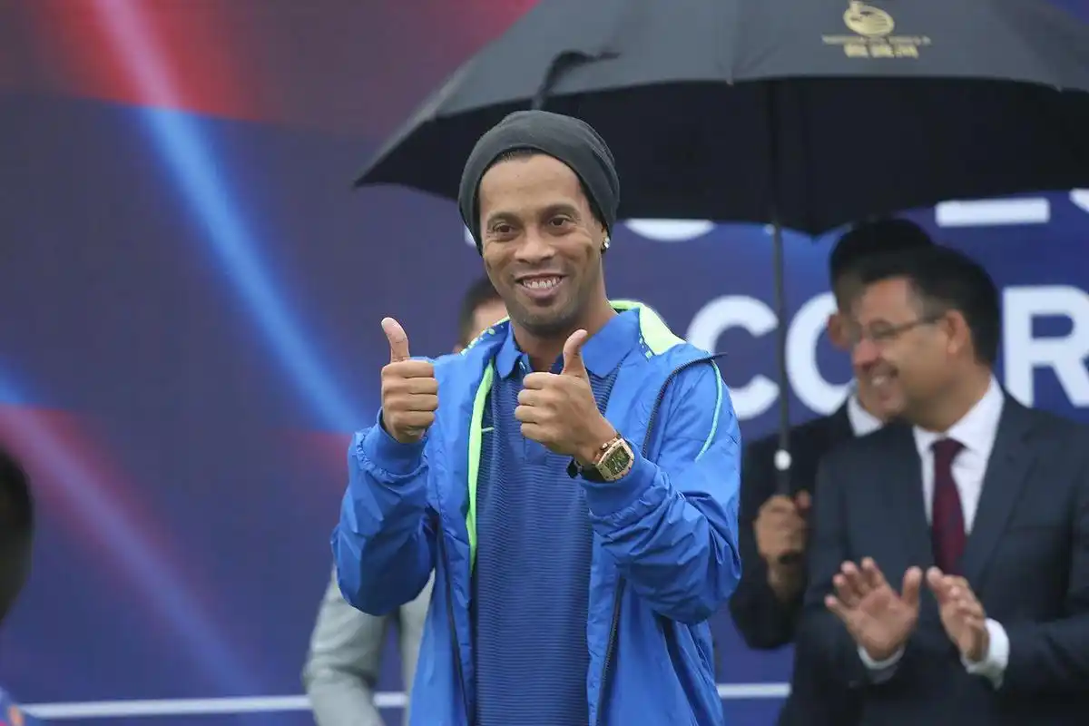 在这一背景 在这一背景