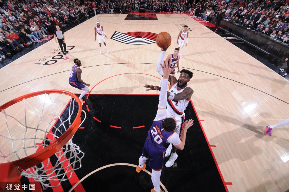 成功当选为 成功当选为